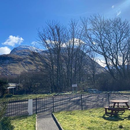 Victoria House Bed And Breakfast Fort William Exteriér fotografie